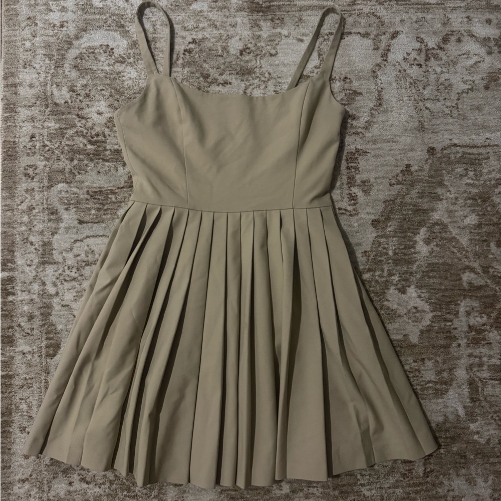 Aritzia Sunday Best trix dress